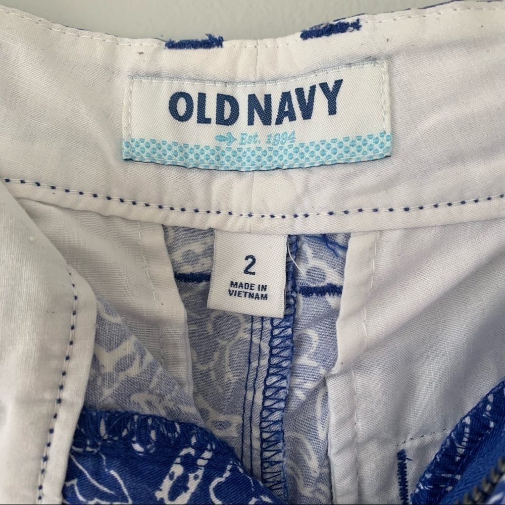 Old Navy Shorts Blue White Geometric Size 2 - Picture 5 of 10